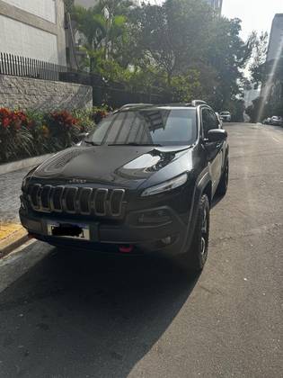 JEEP CHEROKEE 3.2 TRAILHAWK 4X4 V6 24V GASOLINA 4P AUTOMÁTICO JEEP CHEROKEE 3.2 TRAILHAWK 4X4 V6 24V GASOLINA 4P AUTOMÁTICO